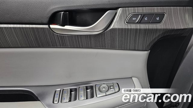 Hyundai Palisade Diesel 2.2 4WD Le Blanc 2024 — фото 33