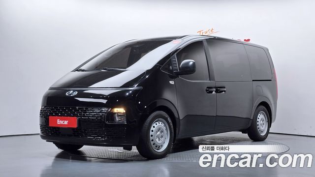 Hyundai Staria Tourer 11-Seater Smart