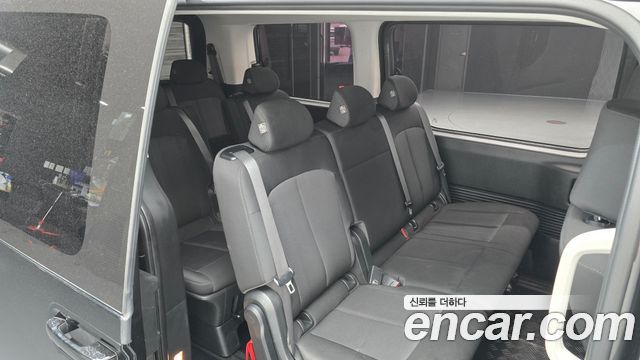 Hyundai Staria Tourer 11-Seater Smart 2023 — фото 11