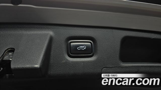 Hyundai Santa Fe Diesel 2.2 2WD Calligraphy 2021 — фото 20