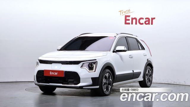 Kia Niro EV Air 2024 — фото 1