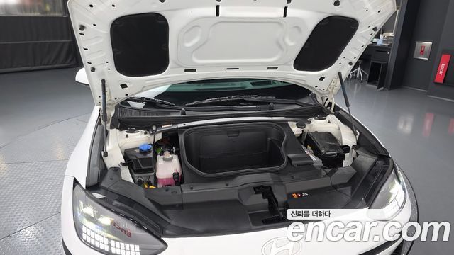 Hyundai Ioniq 6 Long Range Exclusive + 2023 — фото 6