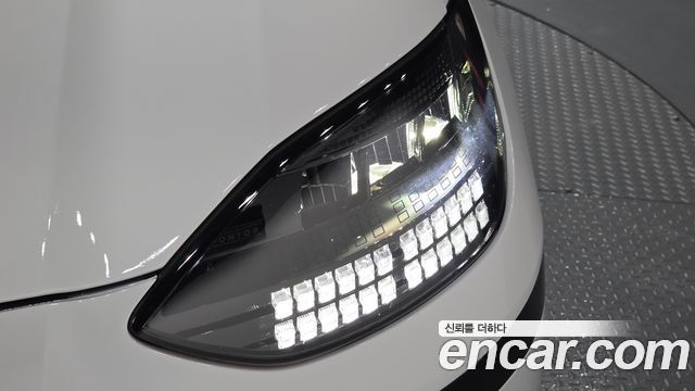 Hyundai Ioniq 6 Long Range Exclusive + 2023 — фото 22