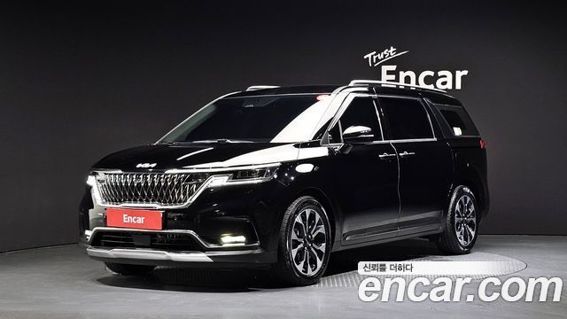 Kia Carnival (IV) Gasoline 9-Seater Signature 2023 — фото 1