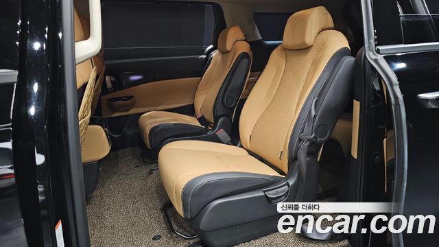 Kia Carnival (IV) Gasoline 9-Seater Signature 2023 — фото 11