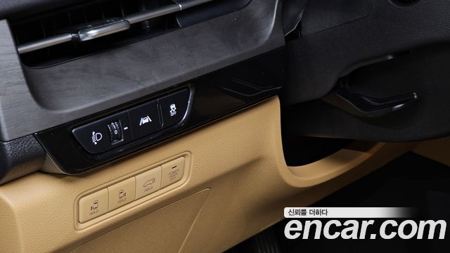 Kia Carnival (IV) Gasoline 9-Seater Signature 2023 — фото 13