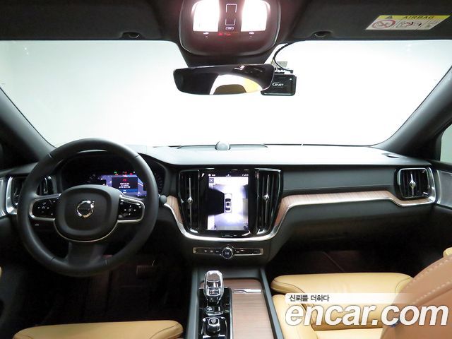 Volvo S60 (III) B5 Ultra Bright 2025 — фото 7