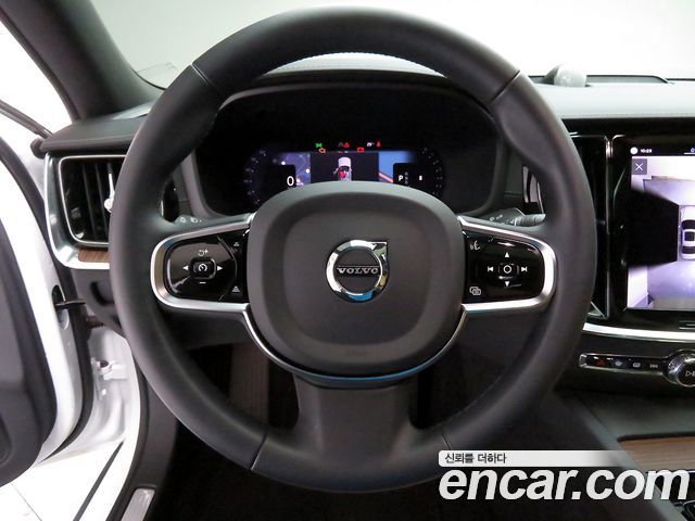 Volvo S60 (III) B5 Ultra Bright 2025 — фото 15
