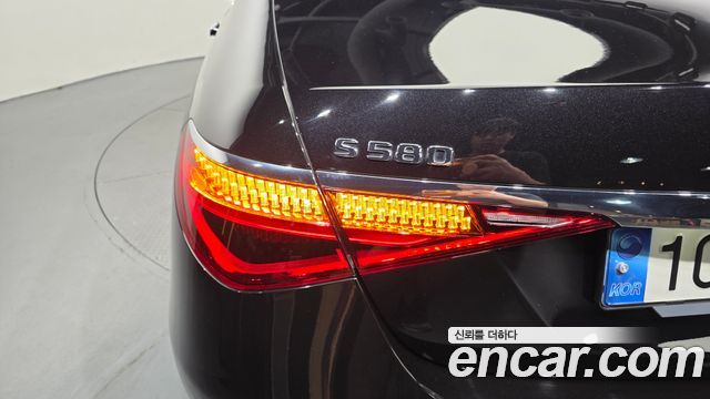 Mercedes-Benz S-Class (W223) S580L 4MATIC 2021 — фото 23
