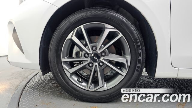 Kia K3 (II) 1.6 Prestige 2023 — фото 5