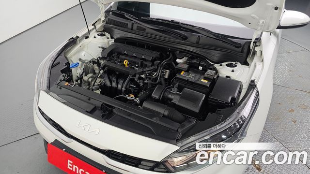 Kia K3 (II) 1.6 Prestige 2023 — фото 6