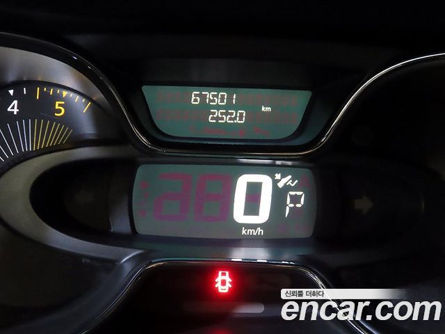 Renault Korea QM3 LE 2014 — фото 9