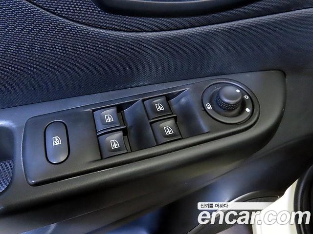 Renault Korea QM3 LE 2014 — фото 17