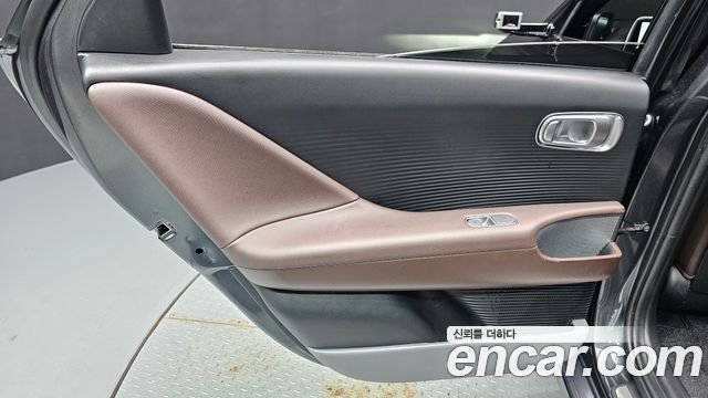 Hyundai Ioniq 6 Long Range Prestige 2023 — фото 31