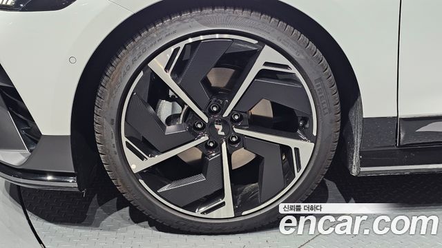 Hyundai Ioniq 6 Long Range AWD Prestige N Line 2026 — фото 5