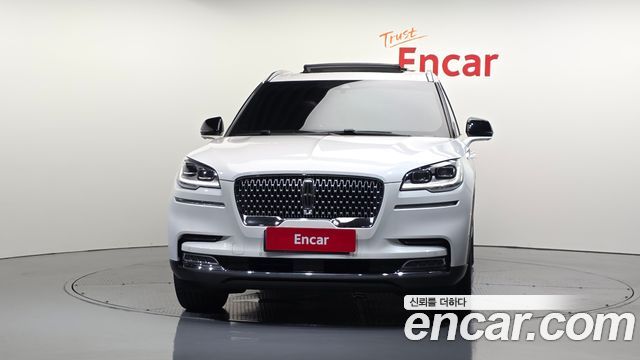 Lincoln Aviator (II) 3.0 Reserve  AWD 2020 — фото 3