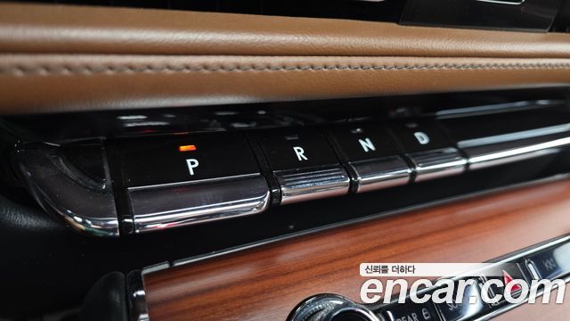 Lincoln Aviator (II) 3.0 Reserve  AWD 2020 — фото 9