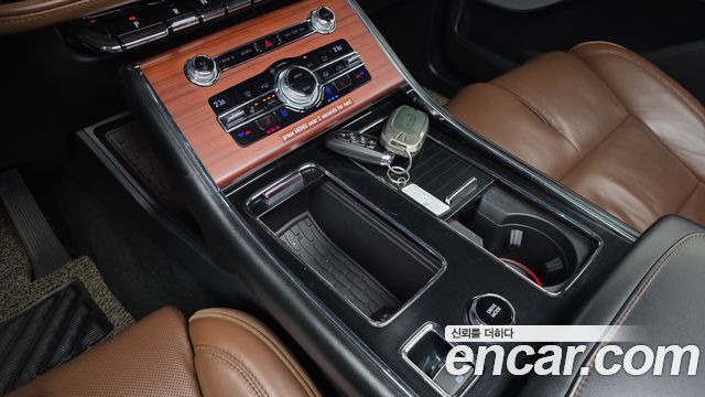 Lincoln Aviator (II) 3.0 Reserve  AWD 2020 — фото 16