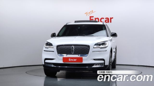 Lincoln Aviator (II) 3.0 Reserve  AWD 2020 — фото 3