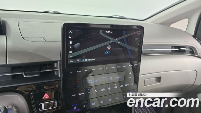 Hyundai Staria 4WD Lounge 9-Seater Limousine 2023 — фото 12