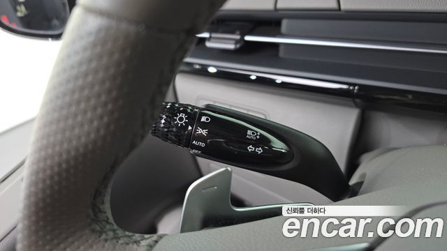 Hyundai Staria 4WD Lounge 9-Seater Limousine 2023 — фото 36