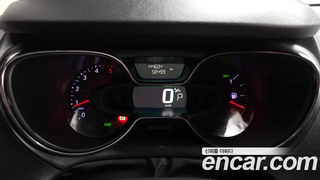 Renault Korea QM3 LE 2016 — фото 8