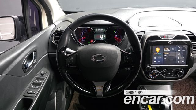 Renault Korea QM3 LE 2016 — фото 17