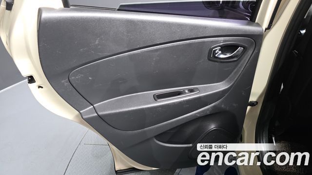 Renault Korea QM3 LE 2016 — фото 31