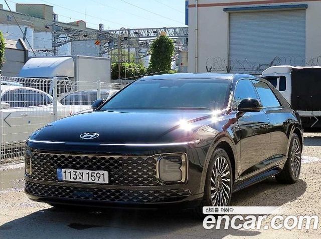 Hyundai Grandeur (GN7) 2,5 Gasoline 2WD Calligraphy