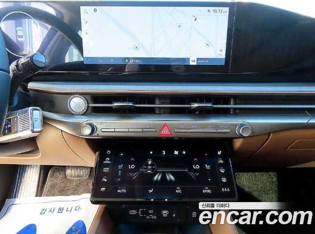 Hyundai Grandeur (GN7) 2,5 Gasoline 2WD Calligraphy 2025 — фото 16