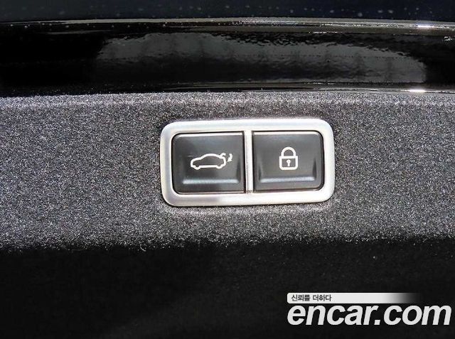 Hyundai Grandeur (GN7) 2,5 Gasoline 2WD Calligraphy 2025 — фото 19