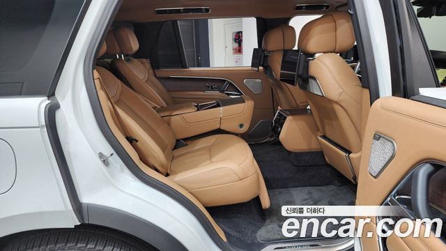 Land Rover Range Rover (V) P530 Autobiography Long Wheel Base 2024 — фото 11