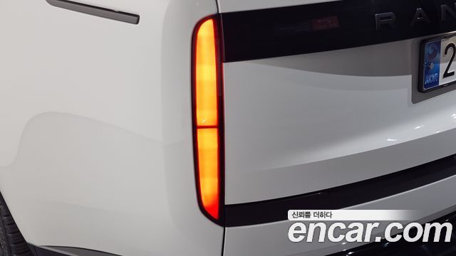 Land Rover Range Rover (V) P530 Autobiography Long Wheel Base 2024 — фото 23