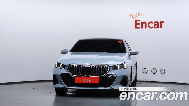 BMW 5 Series (G60) 530i xDrive M Sport 2025 — фото 3