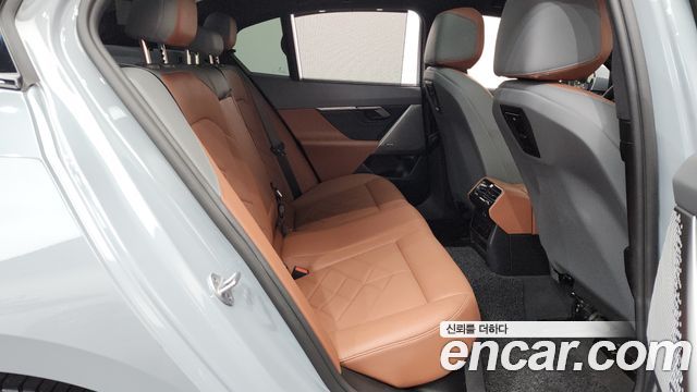 BMW 5 Series (G60) 530i xDrive M Sport 2025 — фото 11