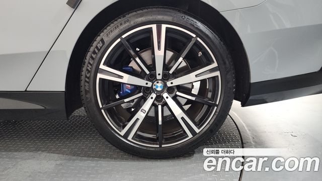 BMW 5 Series (G60) 530i xDrive M Sport 2025 — фото 21
