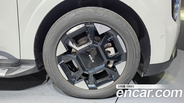Kia Carnival (IV) HEV 9seater Signature 2024 — фото 21
