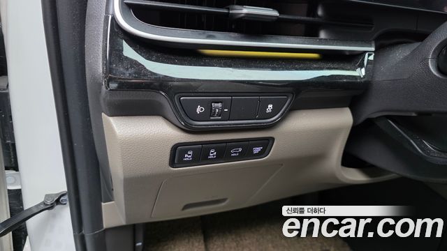 Kia Carnival (IV) HEV 9seater Signature 2024 — фото 29