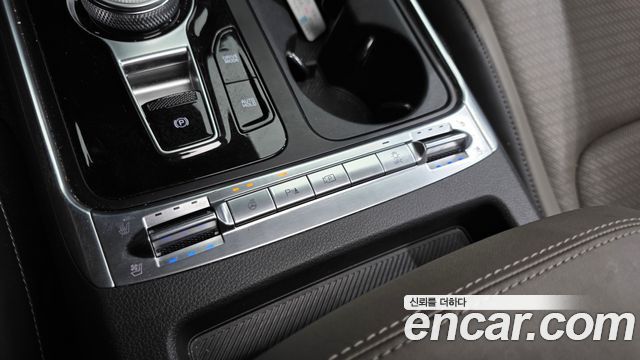 Kia Carnival (IV) HEV 9seater Signature 2024 — фото 34