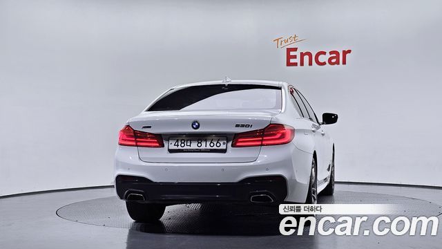 BMW 5 Series (G30) 530i xDrive M Sport Package Plus 2018 — фото 4