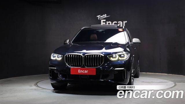 BMW X5 (G05) M50i 2023 — фото 3