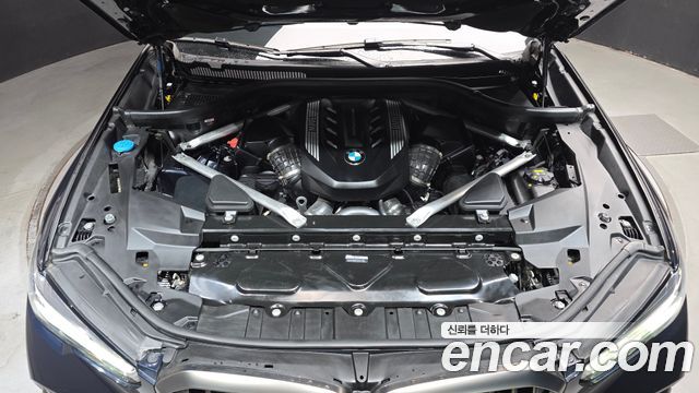 BMW X5 (G05) M50i 2023 — фото 6