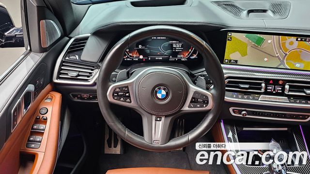 BMW X5 (G05) M50i 2023 — фото 13
