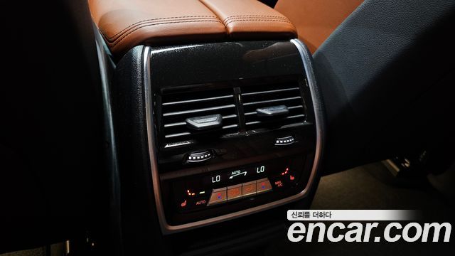 BMW X5 (G05) M50i 2023 — фото 30