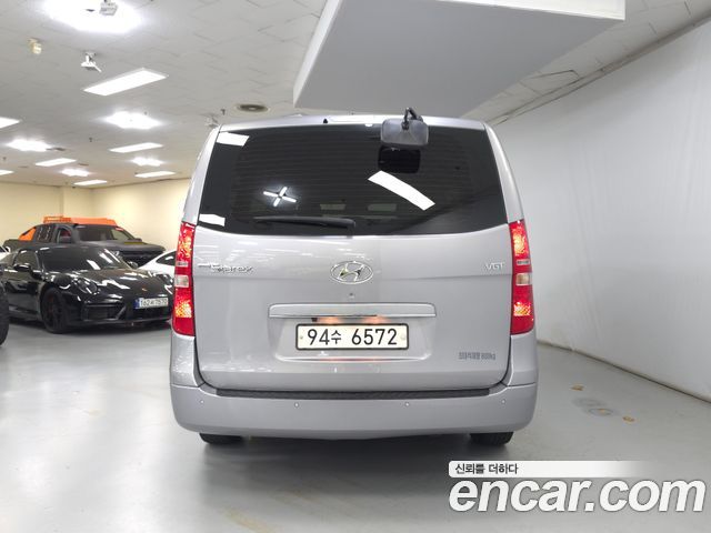 Hyundai Grand Starex Van 3-Seater Smart 2021 — фото 5