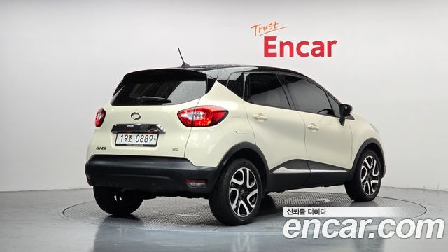 Renault Korea QM3 RE 2016 — фото 2