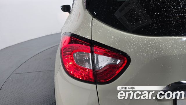 Renault Korea QM3 RE 2016 — фото 23