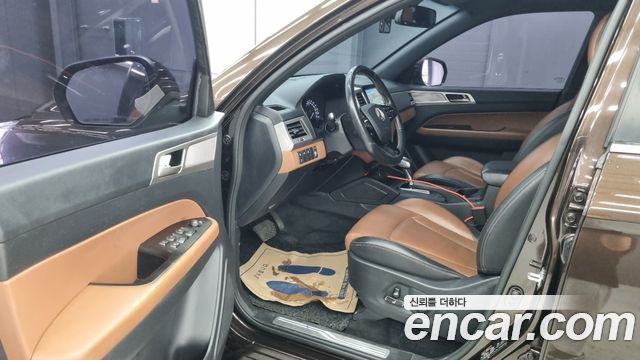 KG Mobility (SsangYong) Rexton Sports Khan Diesel 2.2 4WD Professional S (5-Link) 2019 — фото 10