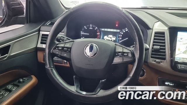 KG Mobility (SsangYong) Rexton Sports Khan Diesel 2.2 4WD Professional S (5-Link) 2019 — фото 15