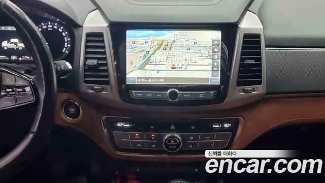 KG Mobility (SsangYong) Rexton Sports Khan Diesel 2.2 4WD Professional S (5-Link) 2019 — фото 16